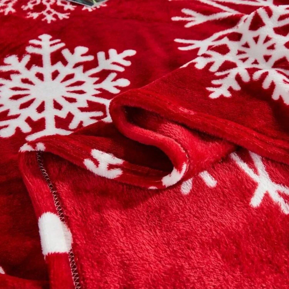 Cozy Red Snowflake Holiday Throw Blanket